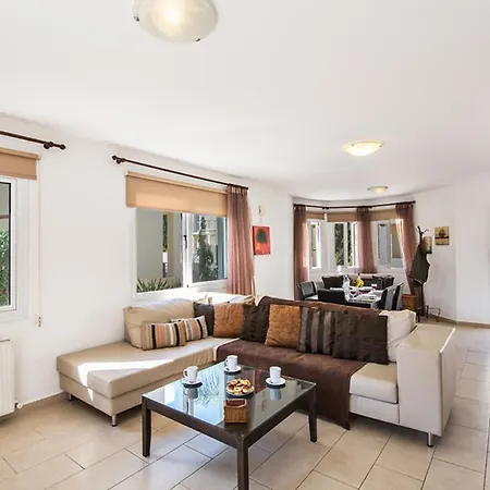 Villa Beautiful 5 Star Holiday In A Prime Location In Paralimni,book Early To Secure Your Dates, 1319 Paralimni
