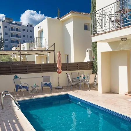 Beautiful 5 Star Holiday In A Prime Location In Paralimni,book Early To Secure Your Dates, 1319 *